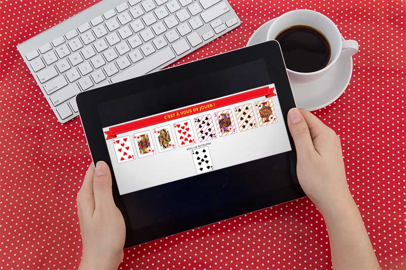 Belote en ligne sur tablette